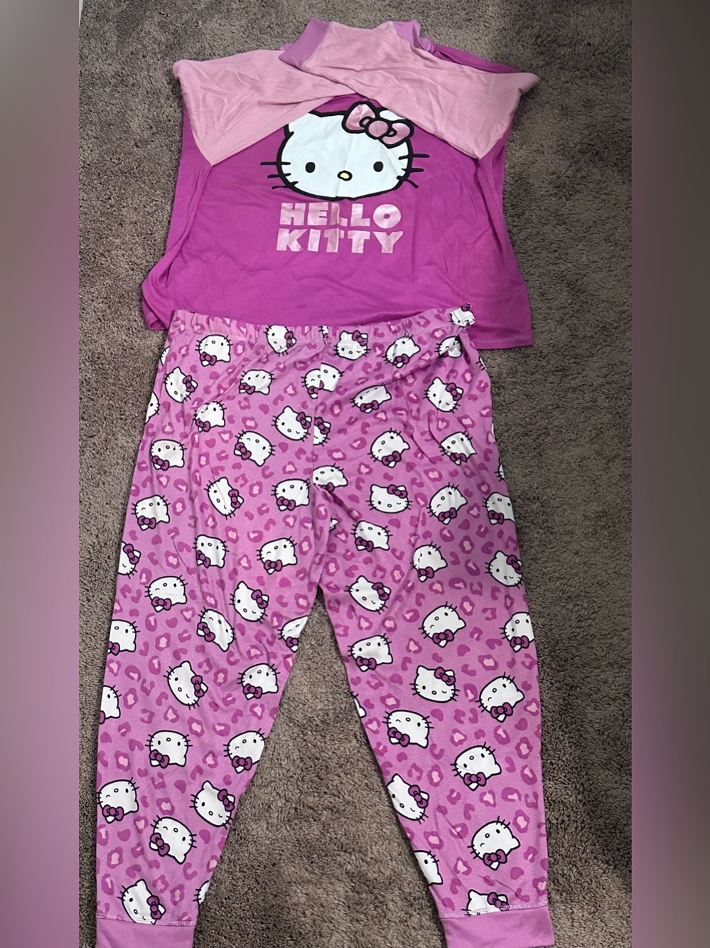 Hello Kitty Sanrio Women’s 2-Piece Pajama Set – Pink – Cute Sleepwear
